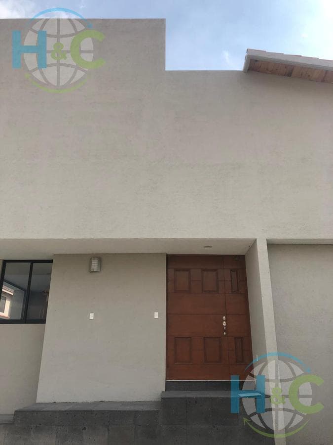 HOUSE FOR SALE IN VILLAS LA TOSCANA WITHIN THE BALVANERA POLO COUNTRY CLUB, CORREGIDORA, QUERÉTARO