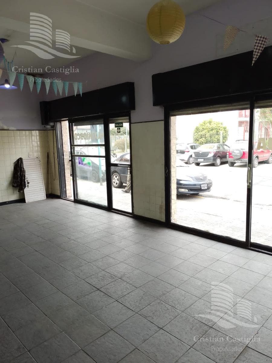 For Rent - Single-Phase Commercial Space - Carapachay, Vicente López