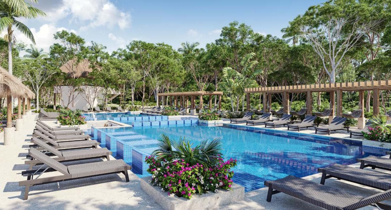 Apartment for Sale in Puerto Morelos with a Pool