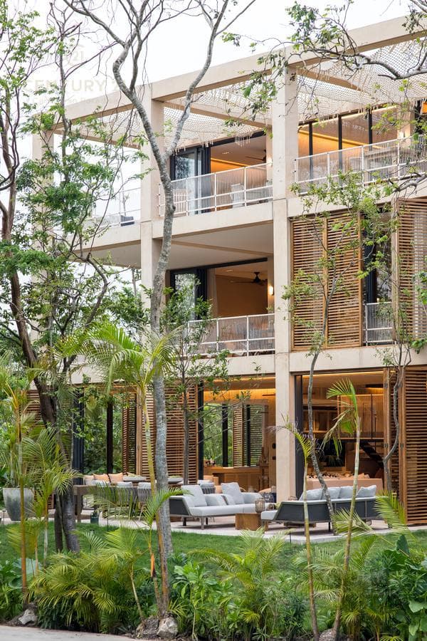Increible casa en zona residencial prvilegiada de Playa del Carmen P3452