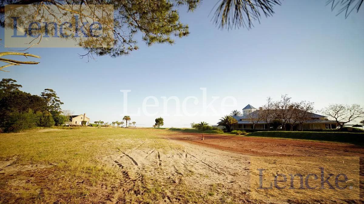 Lot for Sale in the El Faro de Carmelo Gated Community, 9,631 m² on the beachfront.