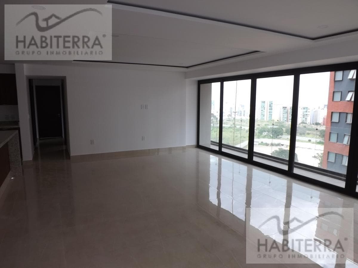 Venta agaradable departamento en Altarea Interlomas