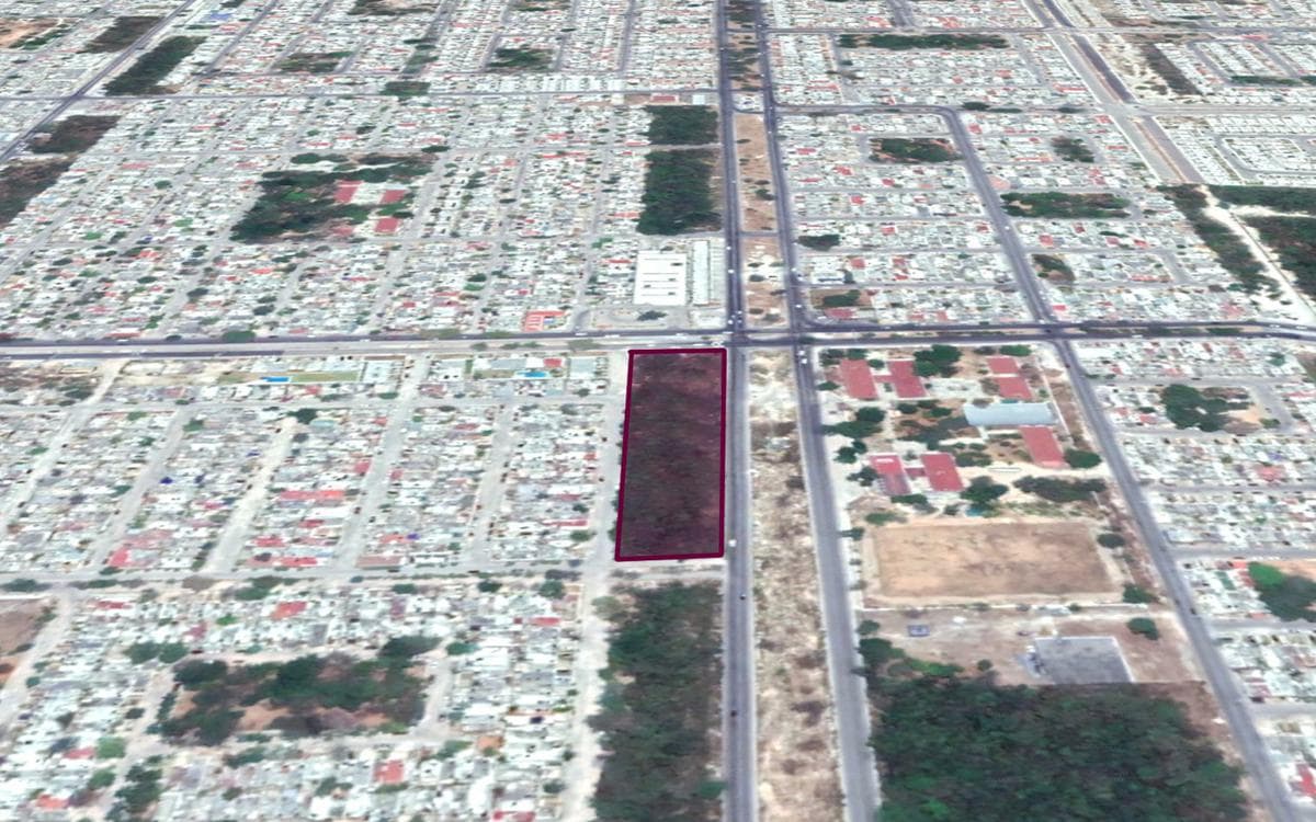 Land for Sale Av. 135, South of Cancún, SM 518, Corner