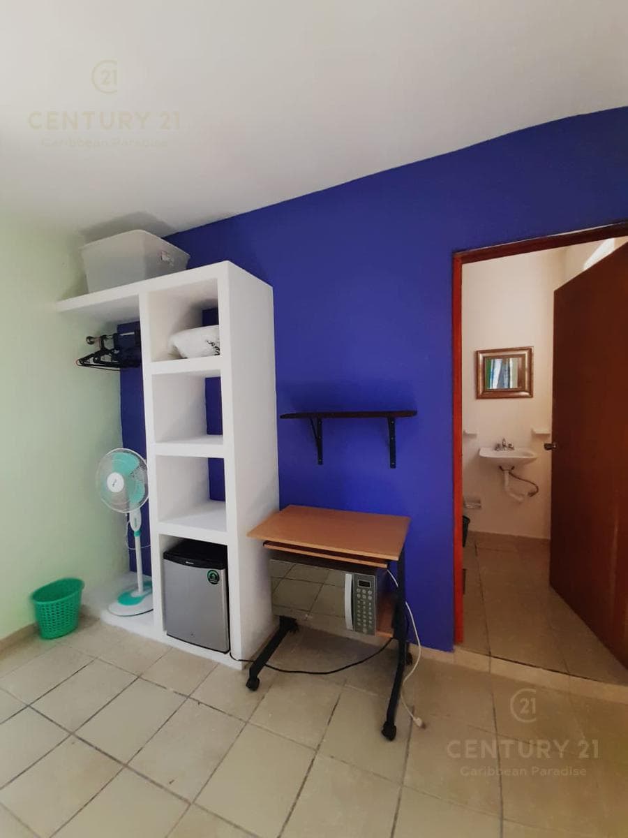 4-Bedroom House for Sale in Downtown Playa del Carmen | Ideal for Investment | P4101