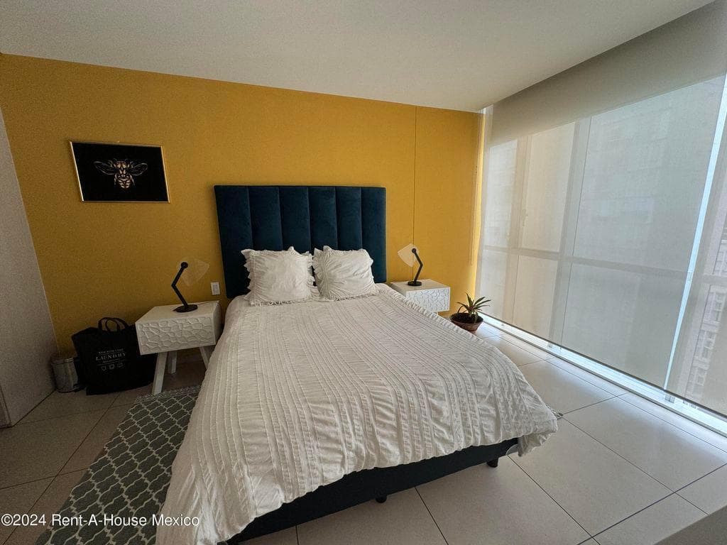 Apartment for Rent in Miguel Hidalgo, Near Granada, GIS 24-2484