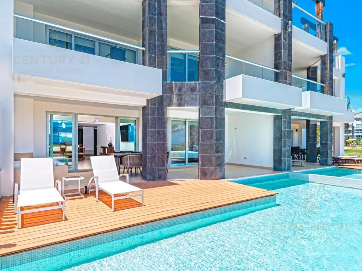 Increíble Departamento en Venta de 3 rec en lujoso Condominio cerca del Mar P3984