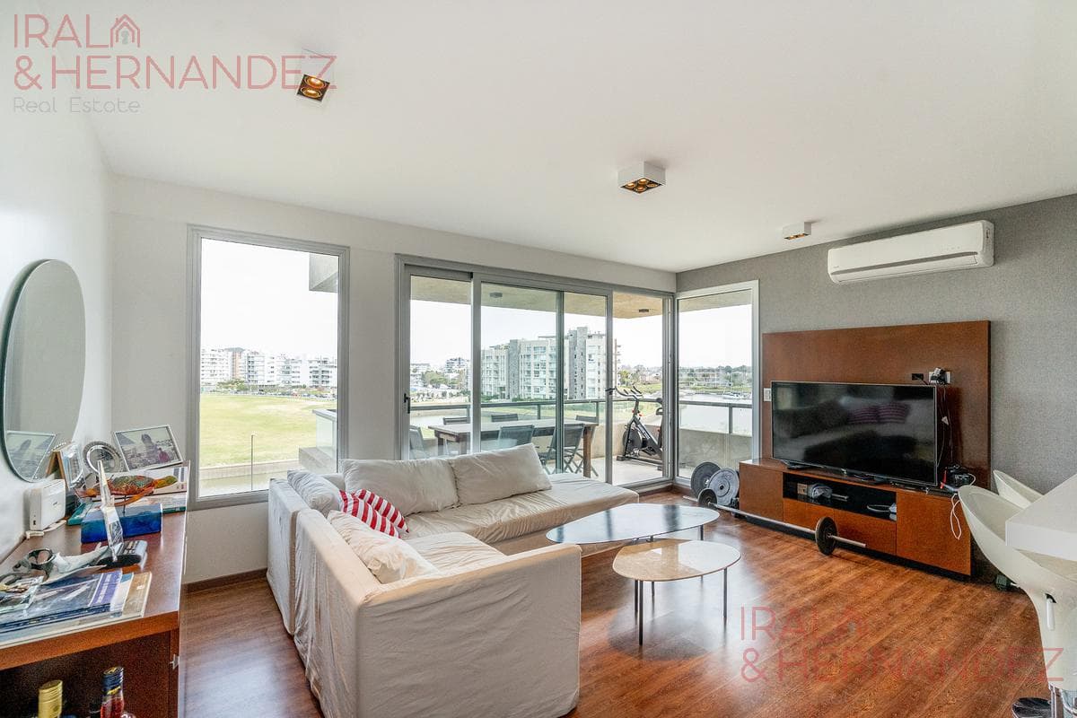 4-Bedroom Apartment for Sale with 2 Parking Spaces - Nordelta