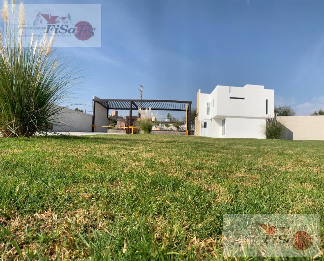 House - Condominium Chabacanos