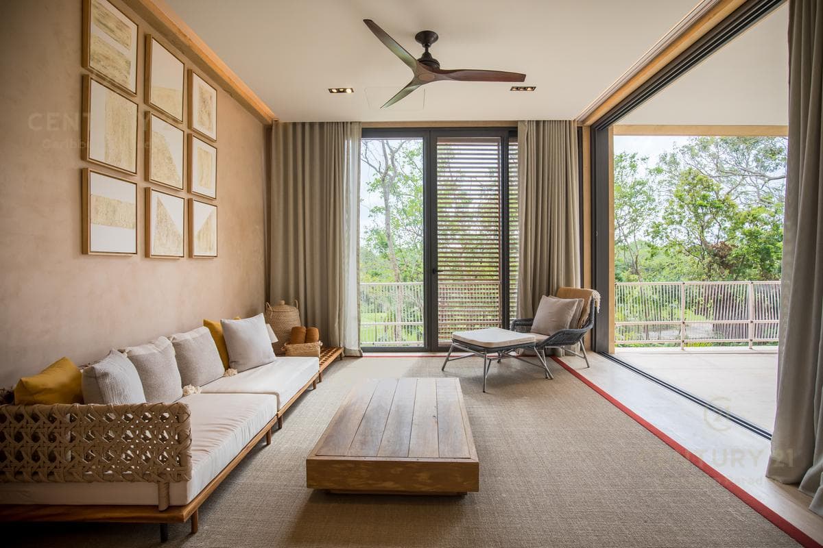 Increible casa en zona residencial prvilegiada de Playa del Carmen P3452