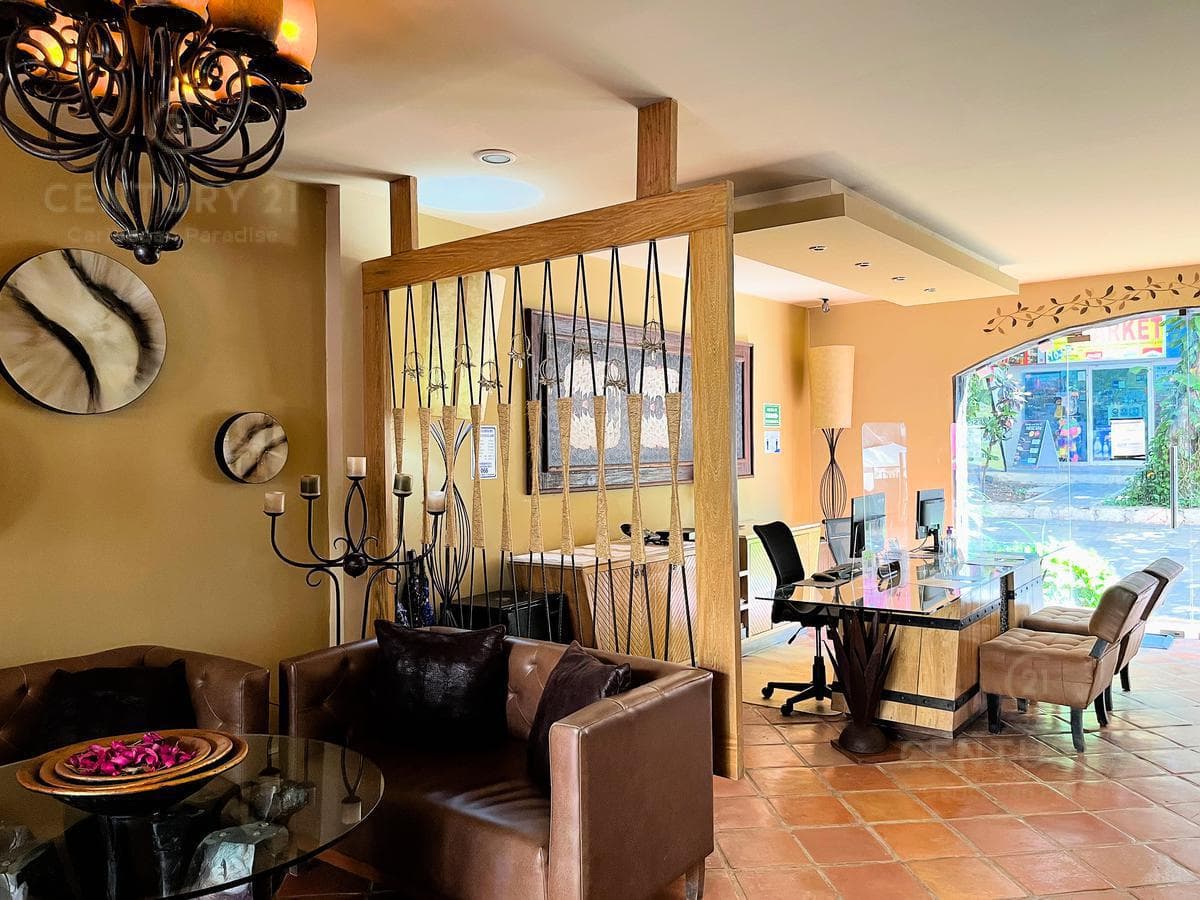 Lujoso Condominio en Venta 3 Hab en 5ta Avenida Playa del Carmen P3892