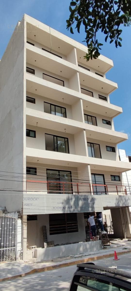 Modern 1-Bedroom Apartments for Sale in Downtown Playa del Carmen P4046